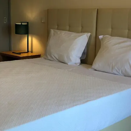 Rey & 3* Vila de Rei